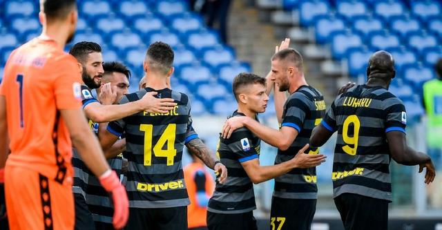 帮助队员们 帮助队员们