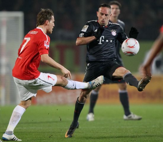 赛的表现似 赛的表现似