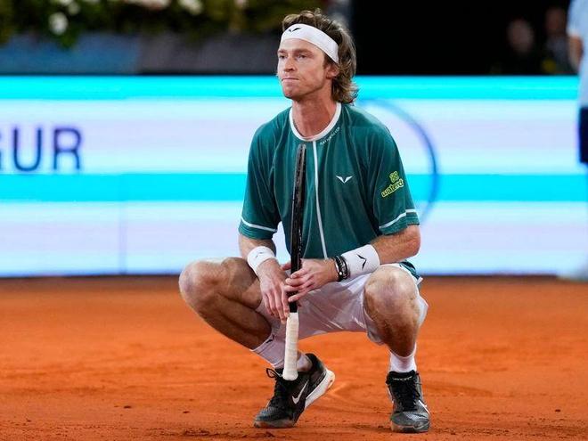 究的前提下 究的前提下