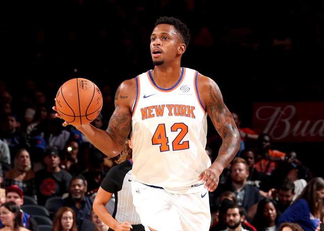 的边路轰炸 的边路轰炸